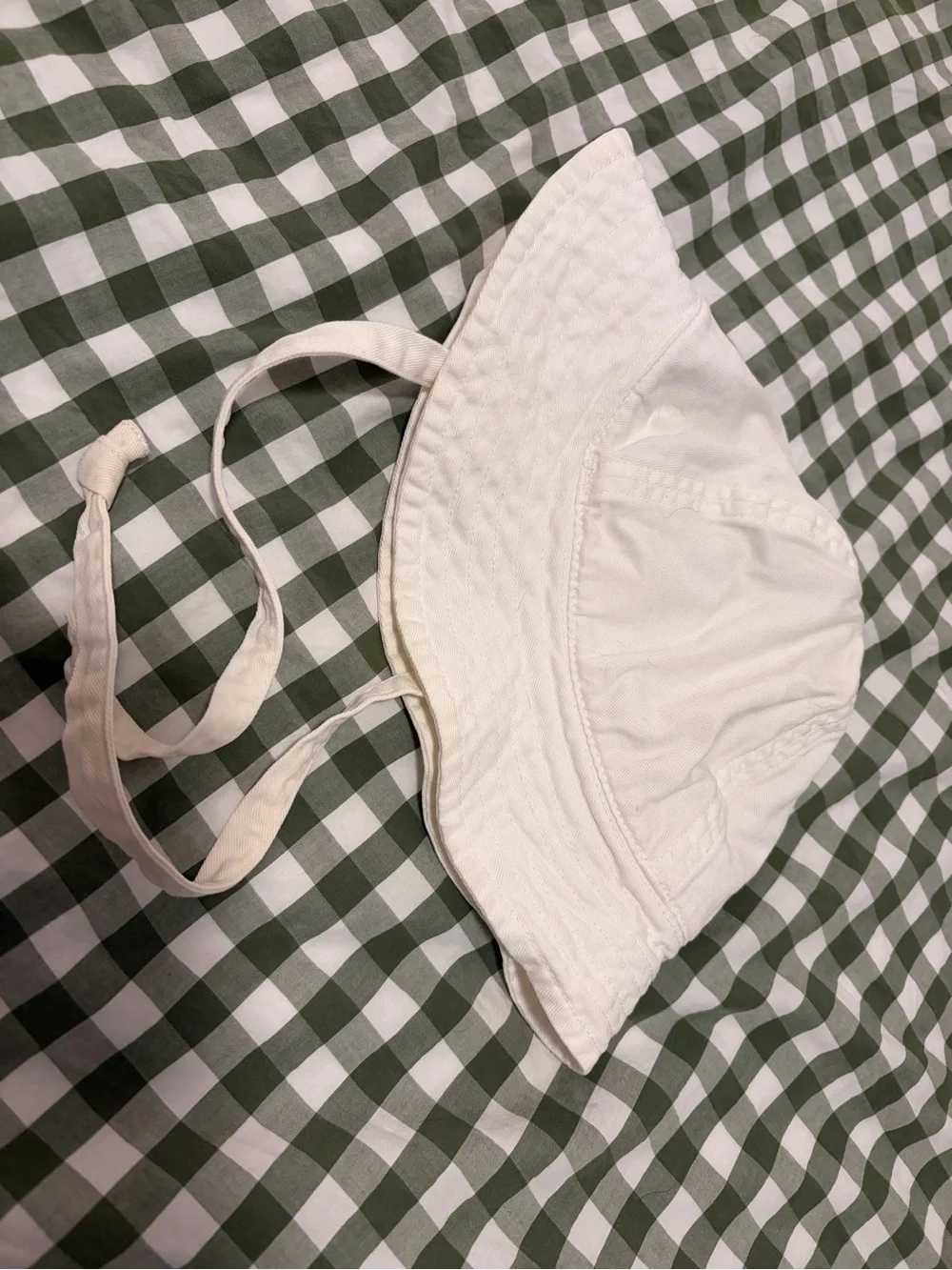 Hanna Andersson Cream Sun Hat with Chin Ties